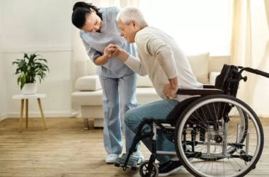 Догляд за інвалідами у Дніпрі