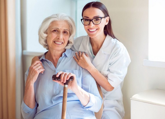 Дневная/ночная сиделка